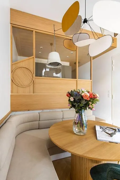 Apartment Luxueuse Suite # 2 Chambres # Wagram # Paris 17 France
